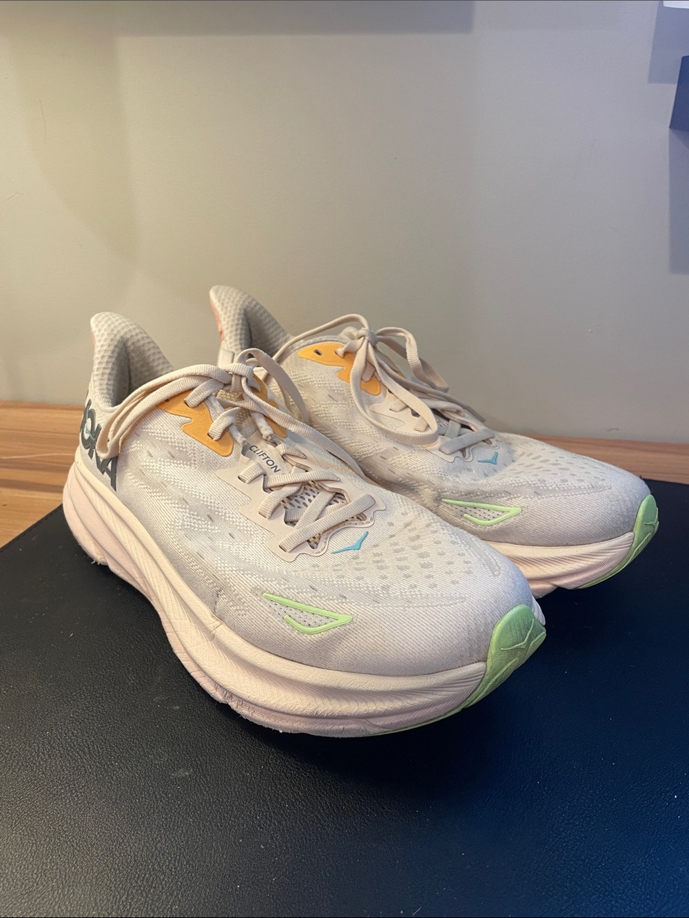 Hoka One One Clifton 9 Running Shoes